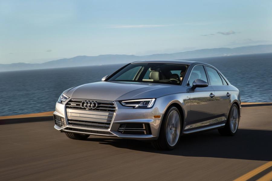  Audi A4 2.0T Quattro S-Line (B9) 2016 года  (NA) (фото 15 из 29)